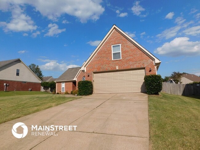 Photo - 6198 Braybourne Main