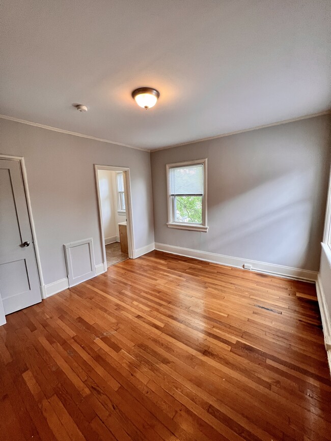 Photo - 1411 Grove Avenue