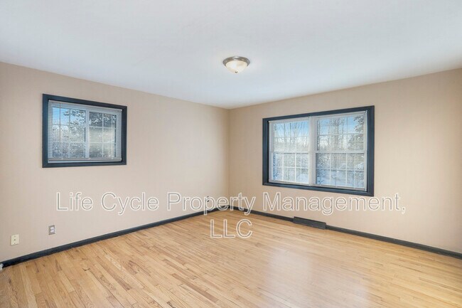 Photo - 10764 64th Ave