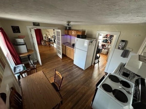 Building Photo - 169 Main St Unit 1