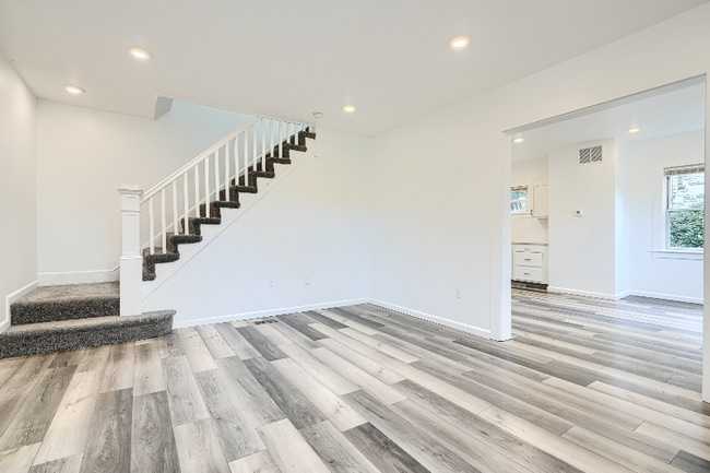 Photo - 13 Summerfield Rd