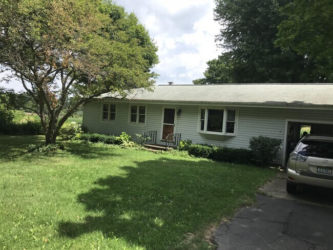 Photo - 2511 Lake Wilson Rd S House