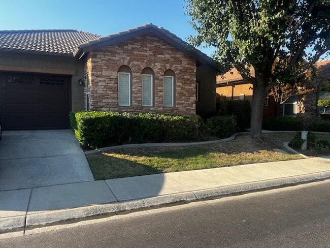 Building Photo - 8701 Maggiore Ln Rental