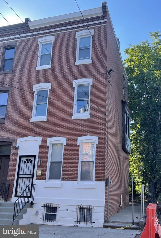 Building Photo - 2046 N 20th St Rental