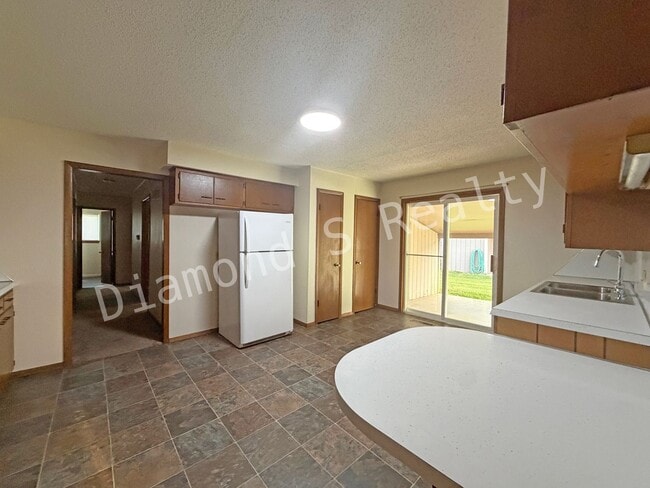 Photo - 2545 South Pl Unidad 2545 S South Place - B