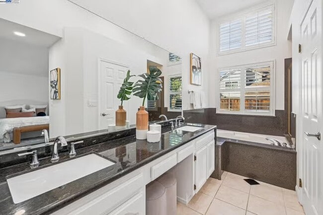 Photo - 3419 Park Pl