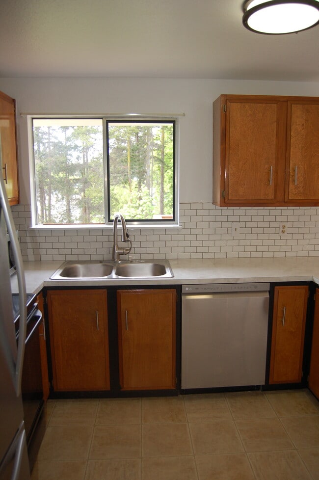 Photo - 721 Scenic Heights Rd