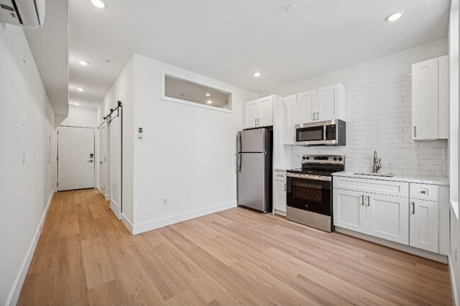 Photo - 3018 N Broad St Unit 111