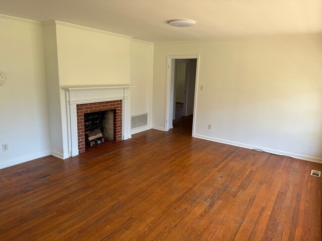 Photo - 1609 Woodrow Ave