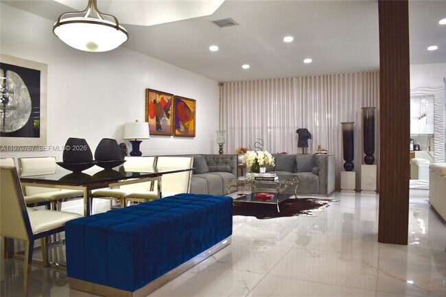 Photo - 6763 NW 107th Pl