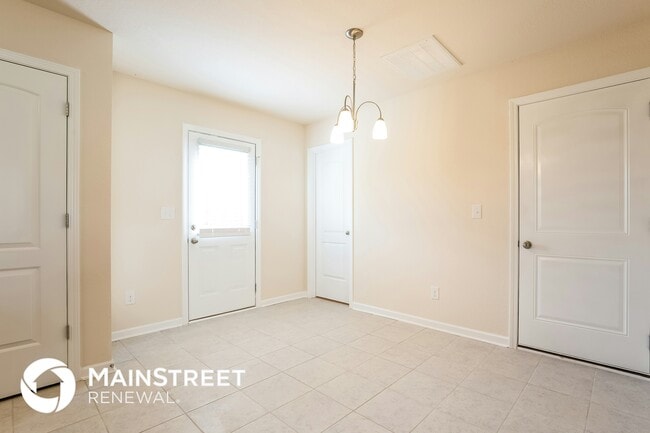 Photo - 2515 Queen Bee Dr