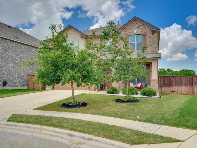 1304 Decatur Ct