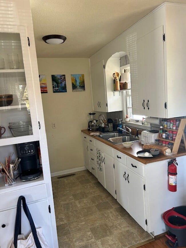 Photo - 1716 Tennessee St Unidad B