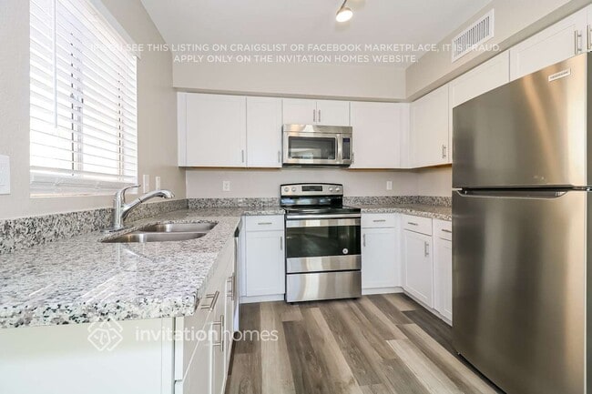 Photo - 8937 W Malapai Dr