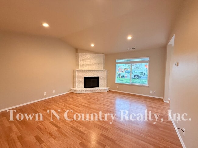 Photo - 1720 Cherokee Dr Unit Main House