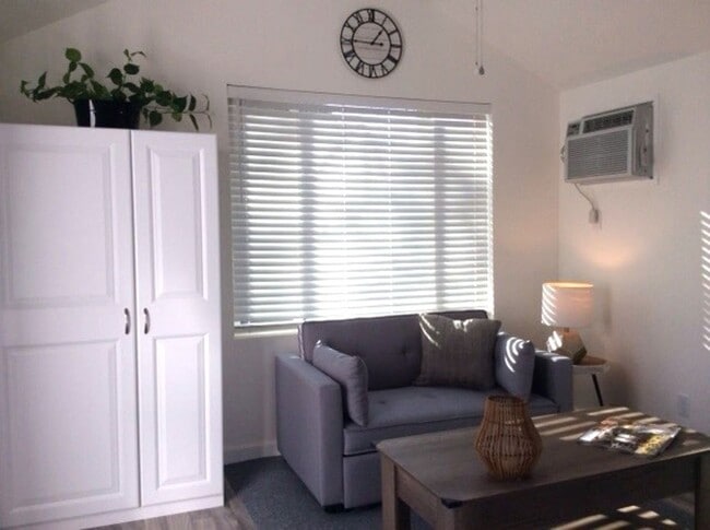 Photo - 1178 E 8th St Unit Studio