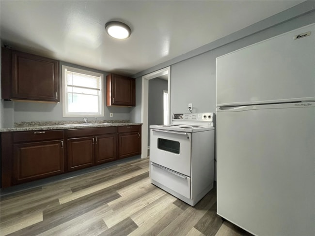 Photo - 2213-2215 7th Ave N Unidad 2215