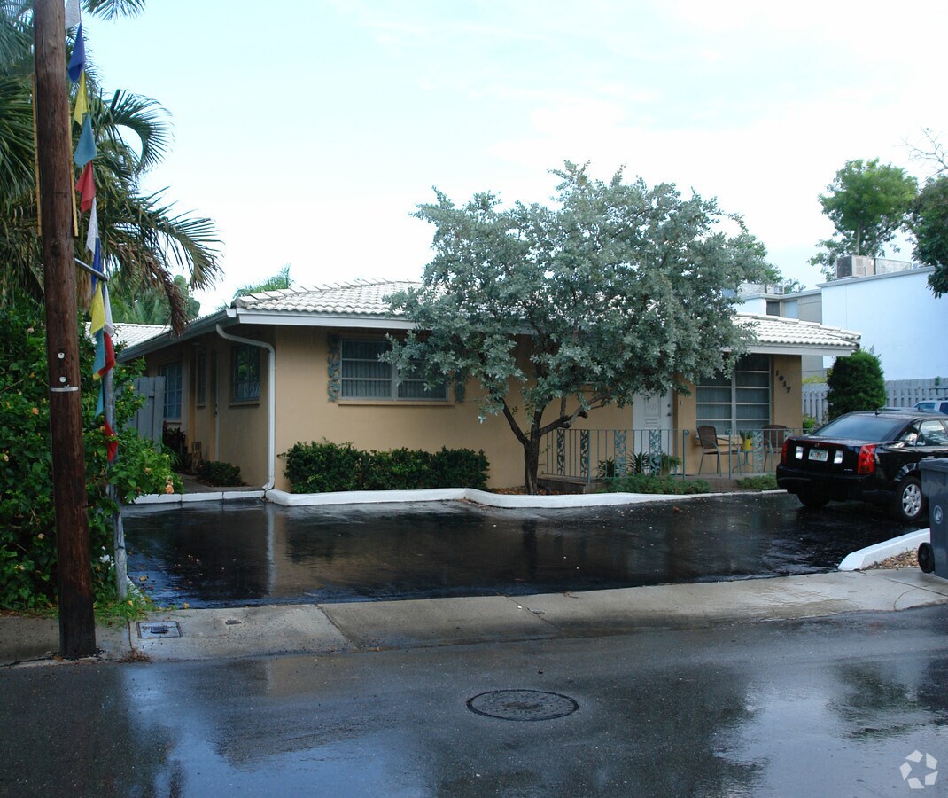 Photo - 1017 SE 2nd St