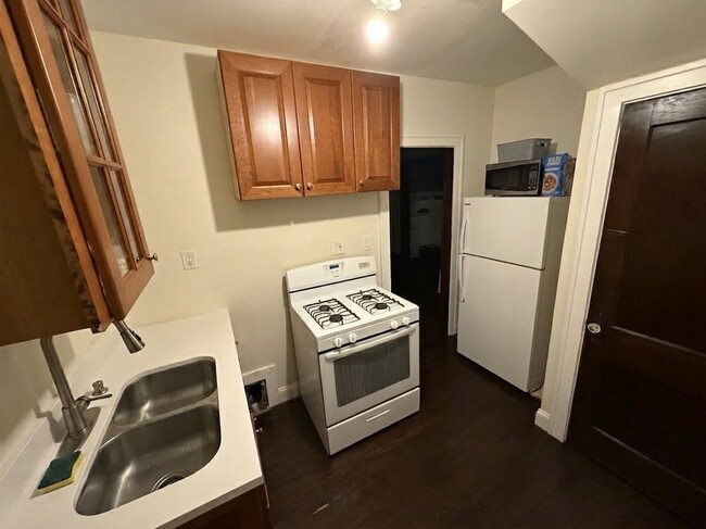 25 Keller Ave