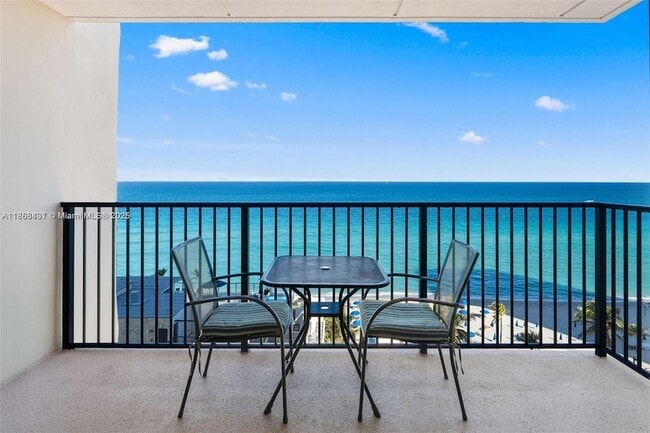 Building Photo - 2201 S Ocean Dr Unit 1102 Rental