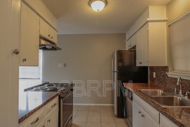 Photo - 5910 16th St