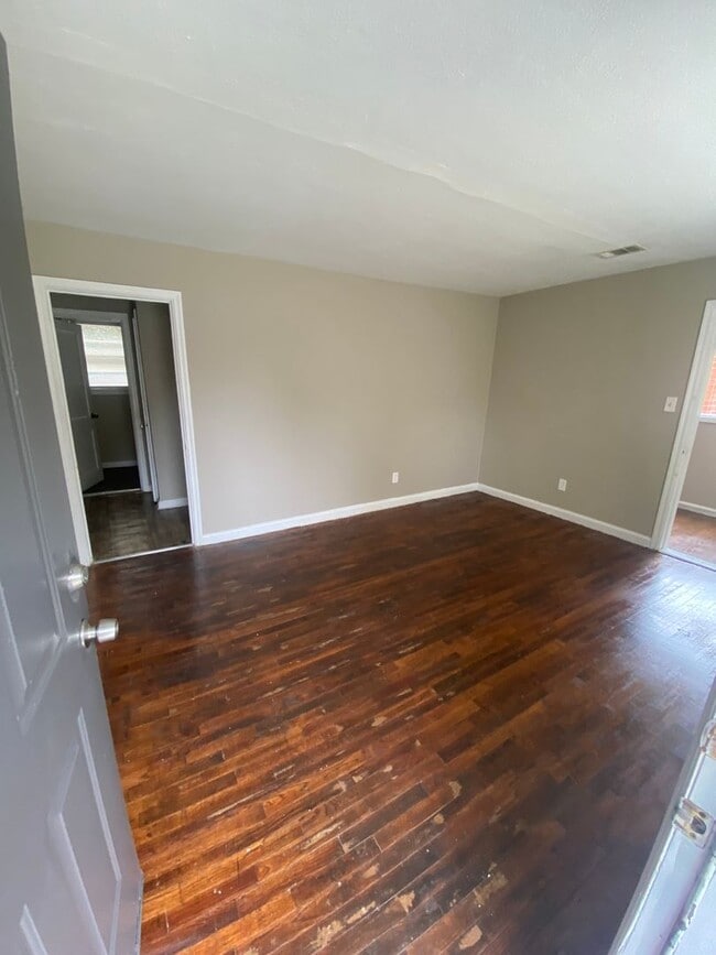 Photo - **AVAILABLE NOW**Total Electric 2 Bedroom ...