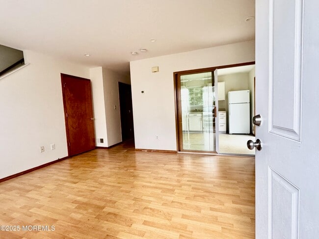 Photo - 244 Raritan St