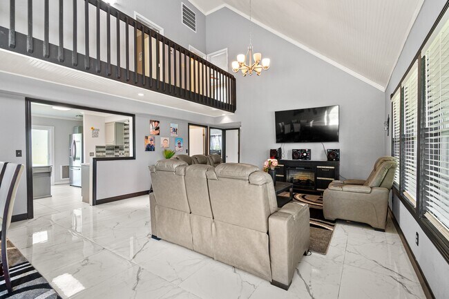 Photo - 20 Clearview