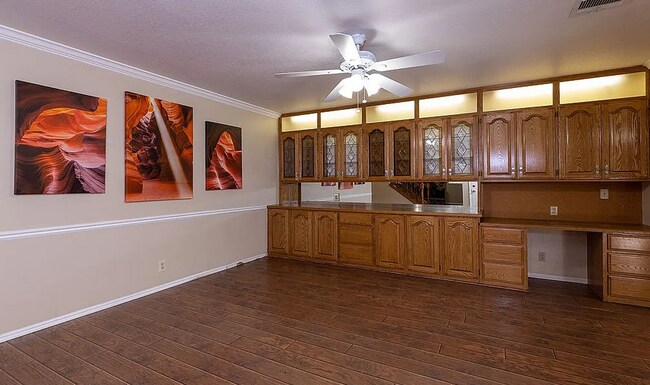 Photo - Large Townhome Located Downtown