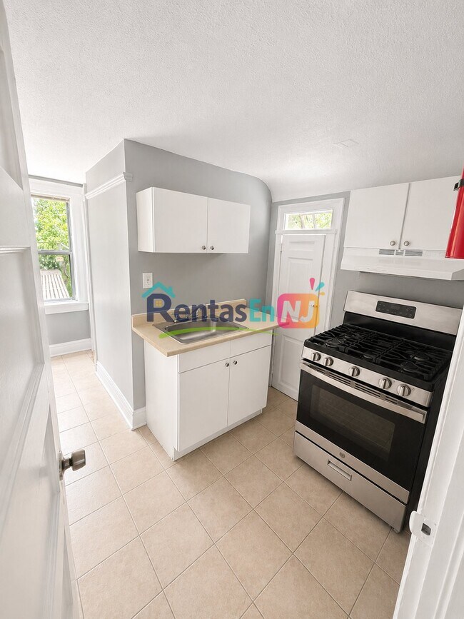 Photo - 110 Brookside Ave Unidad 3