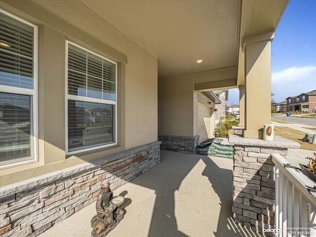 Photo - 2225 Crossbow St