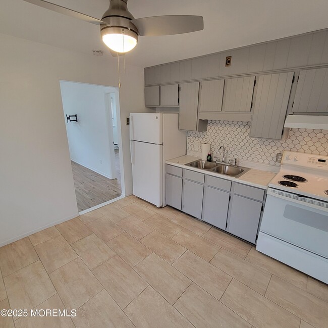 Photo - 511 Leffert St Unit B