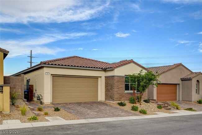Building Photo - 94 Nine Mile Creek Dr