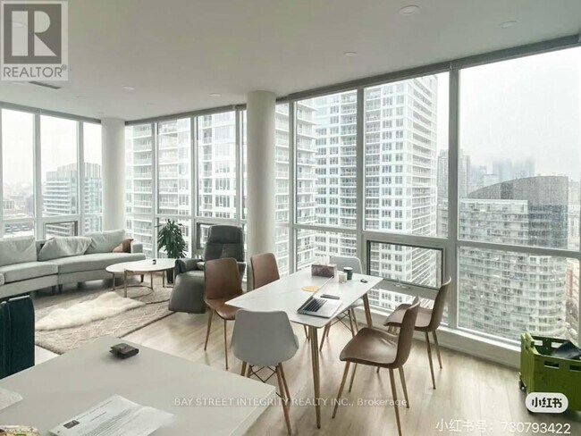 Photo - 600 Fleet St Unité UPH 3202