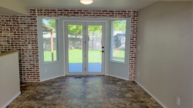 Photo - 3 Bedroom with large yard.