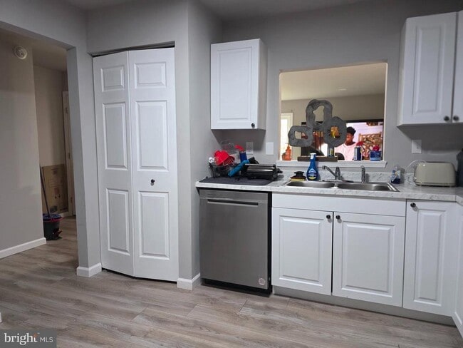 Photo - 236 Green Blade Dr