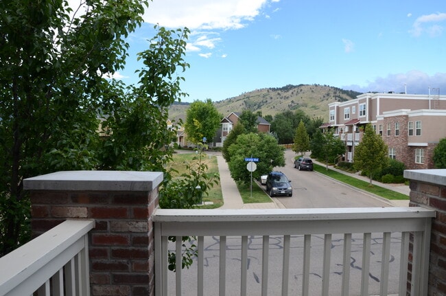 Building Photo - 1021 Laramie Blvd Unit D