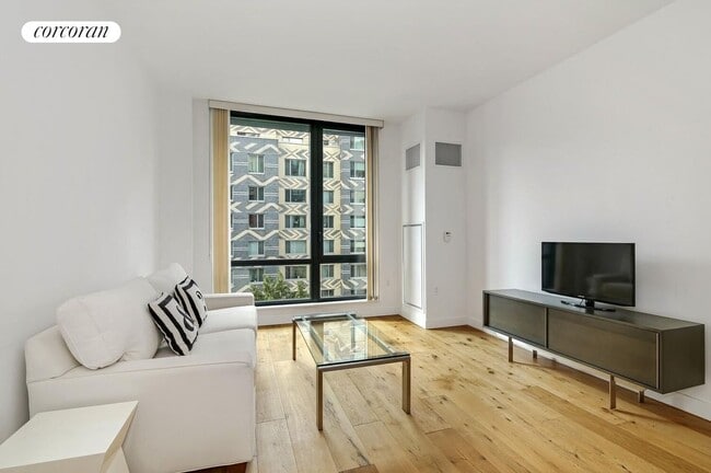 Building Photo - 23 W 116th St Rental