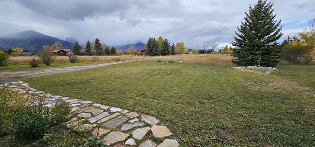 600 Ponderosa Dr