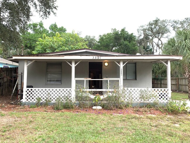 3bed/2bath Single Family Home Available in... - 3bed/2bath Single Family Home Available in...