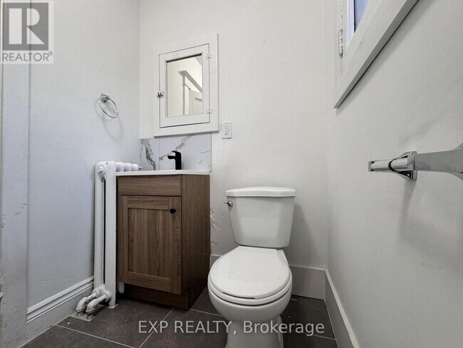 Photo - 321 Hunter St E Unité -6