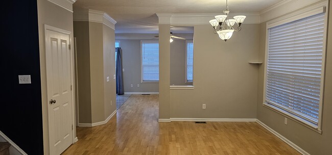 Photo - 1028 Cavendish Dr