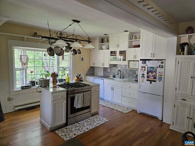 Photo - 954 Old Lynchburg Rd