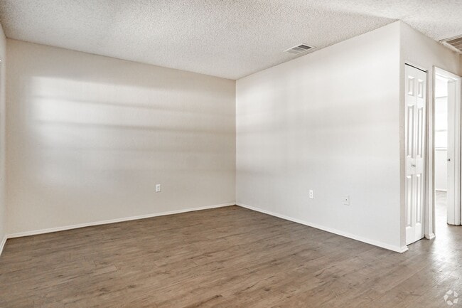 Photo - Raven at Park Place