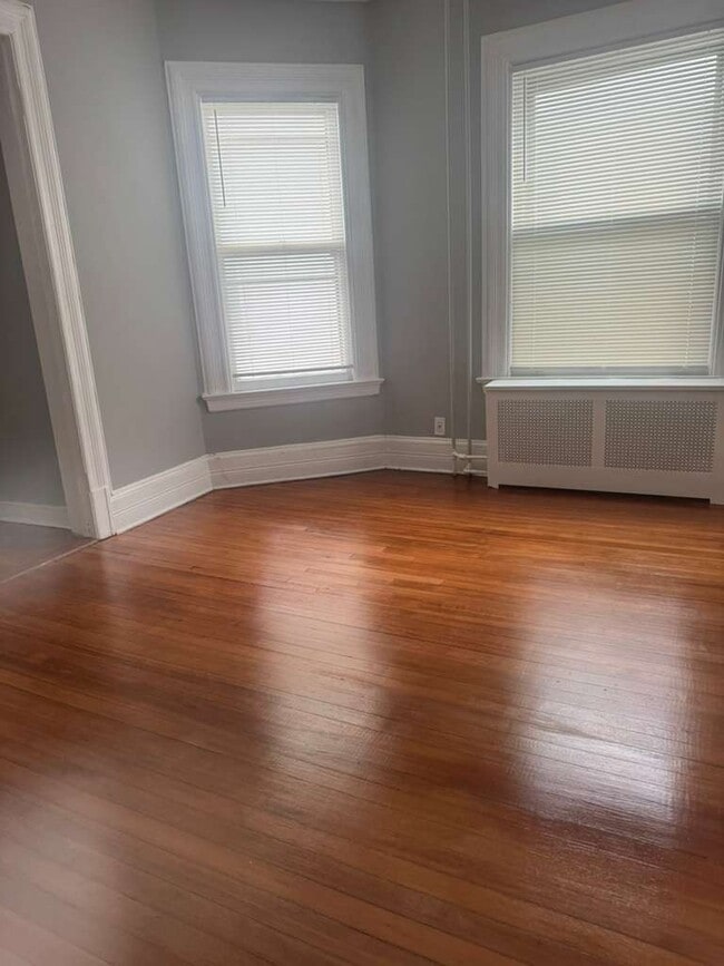 Photo - 270 N Fulton Ave