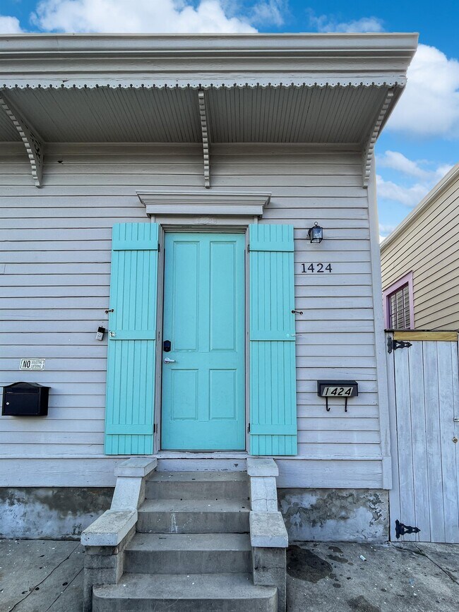 Building Photo - 1424 St Bernard Ave