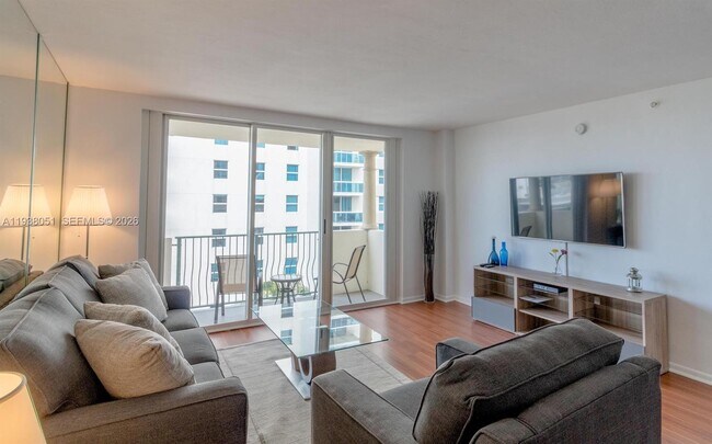Photo - 9195 Collins Ave Unit 611