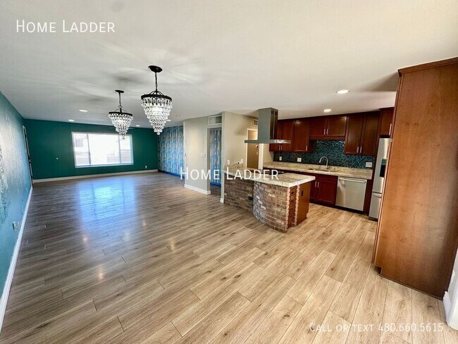 Photo - 8323 E Sells Dr