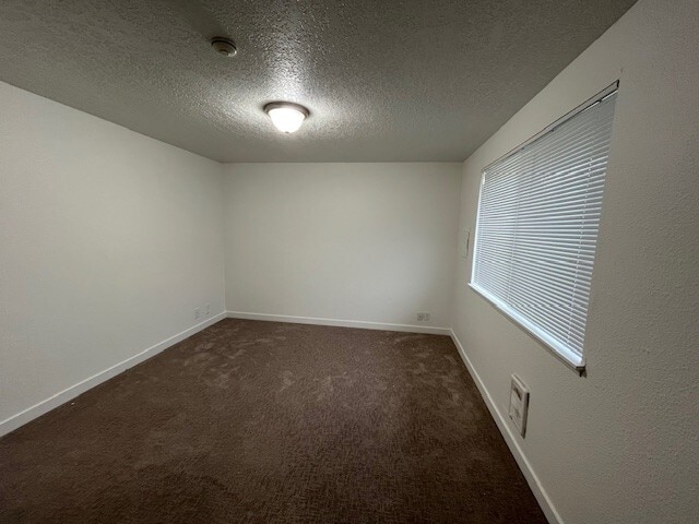 Photo - Twin Firs - 1 Bedroom - Lynnwood - Renovat...
