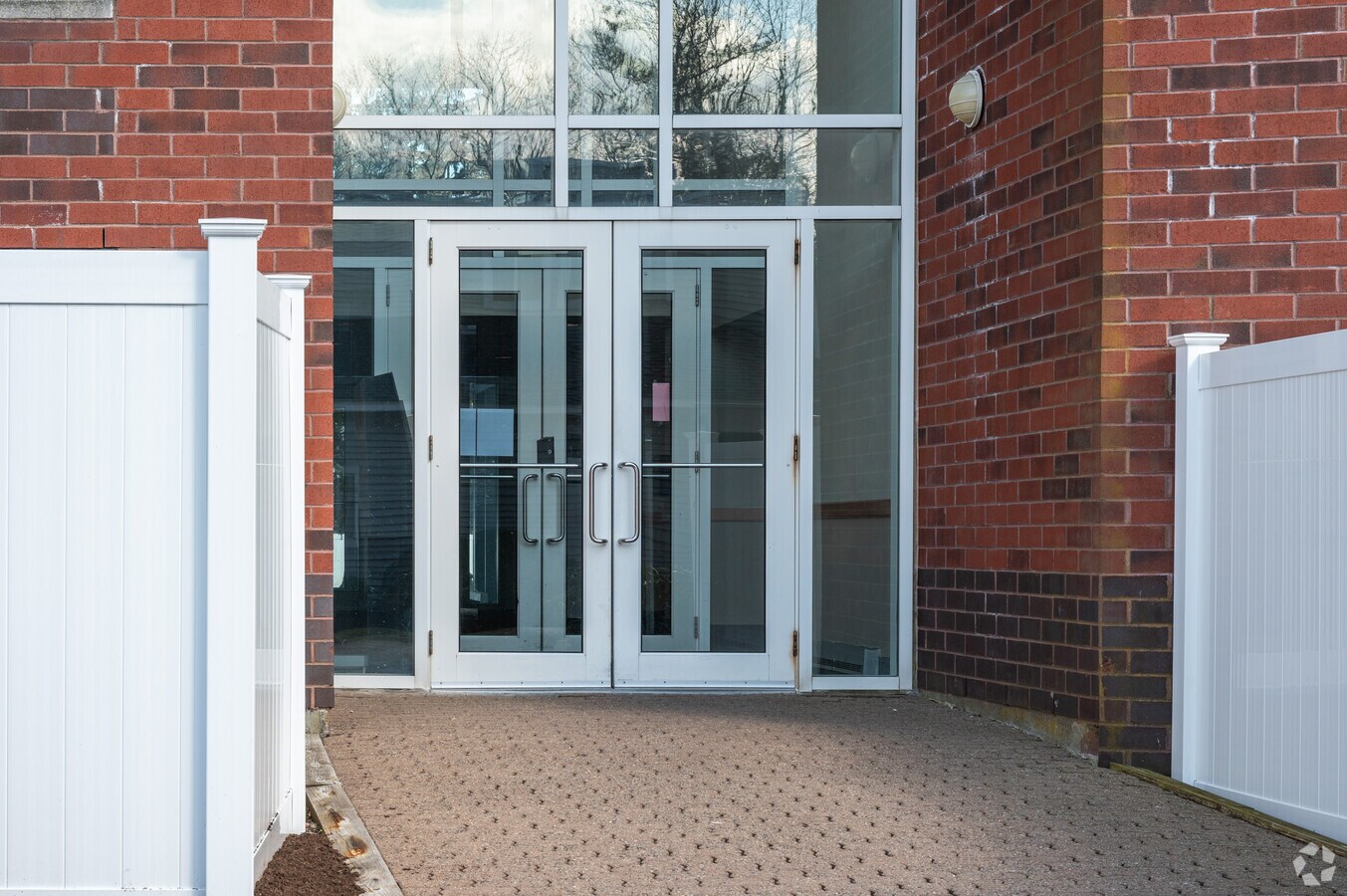 Entrada - Hingham Woods